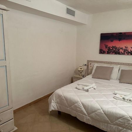 Lightblue-Celeste Central Apartment In Porto Rotondo Zewnętrze zdjęcie