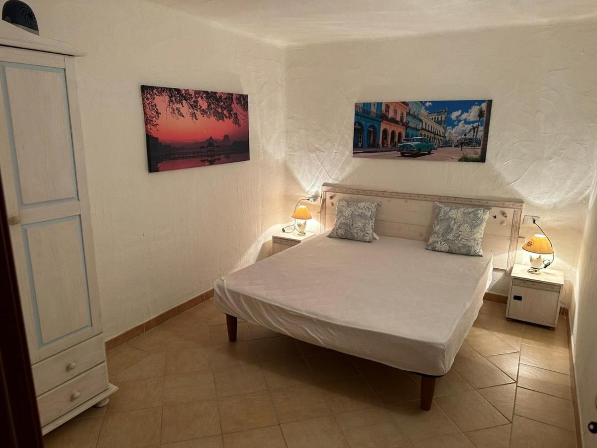 Lightblue-Celeste Central Apartment In Porto Rotondo Zewnętrze zdjęcie